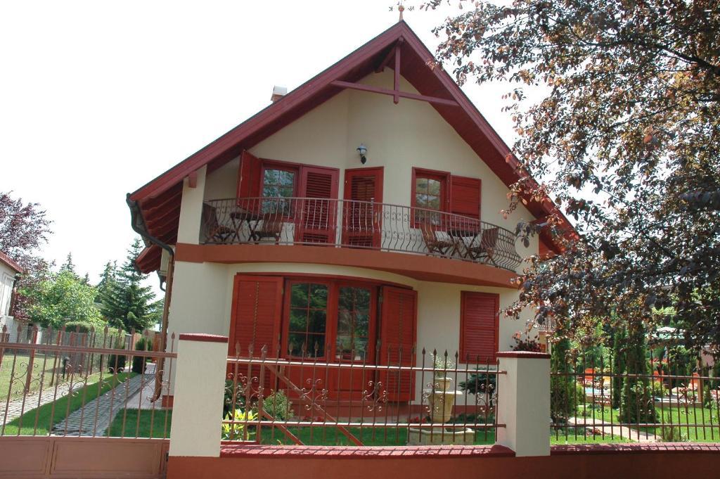Marina Panzio Hotel Siofok Exterior photo